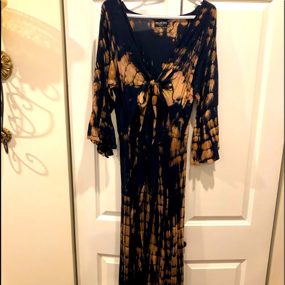 Dress - Picture 1 of 4